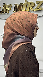 LA BOUTIQUE GÜZ EŞARP