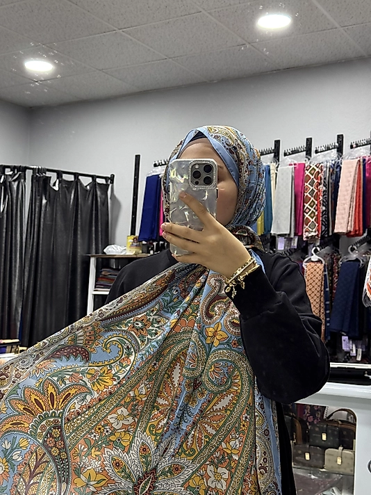 ETNİK DESEN İPEKLİ ŞAL