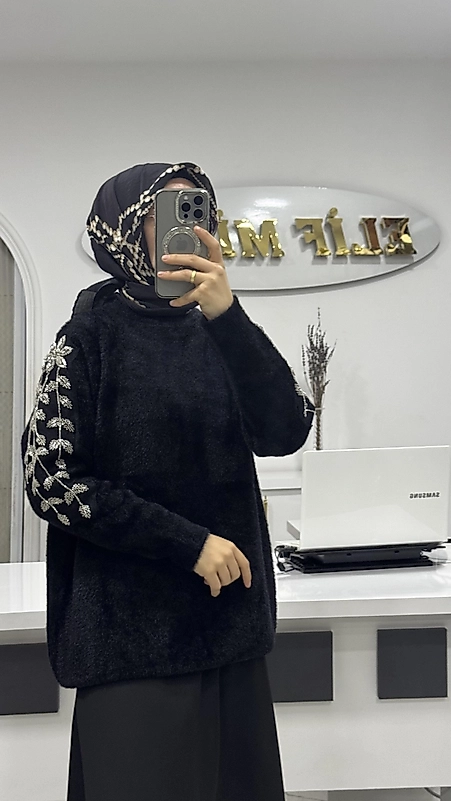 KOL DETAYLI ANGORA KAZAK SİYAH