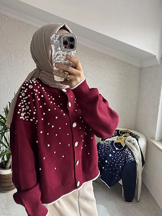 TAŞ VE İNCİ DETAYLI HIRKA BORDO