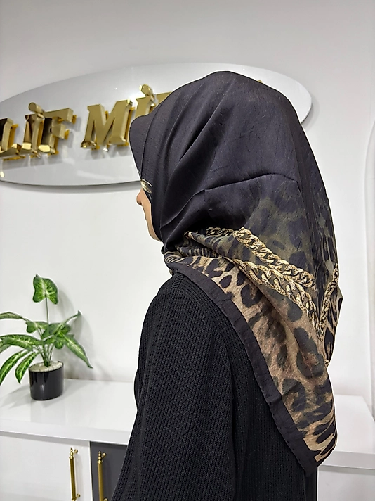 LA BOUTIQUE GÜZ EŞARP