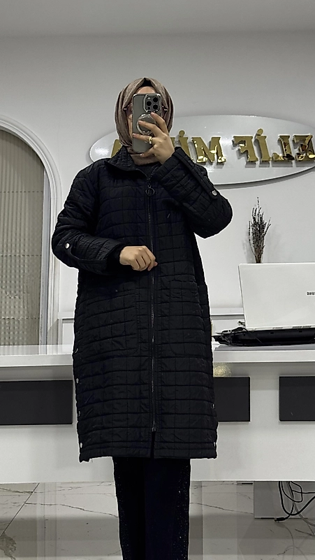 KAPİTONE KAP MANŞETLİ SİYAH