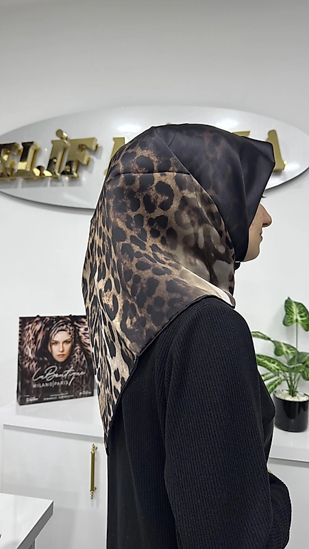 LA BOUTIQUE SURA İPEK EŞARP