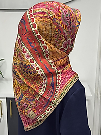 LA BOUTIQUE GÜZ EŞARP