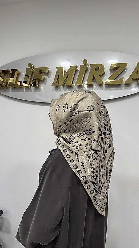 LA BOUTİQUE GÜZ YAZ EŞARP