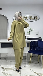 AYŞE AKAY OMUZ DETAYLI TAKIM YAĞ YEŞİLİ