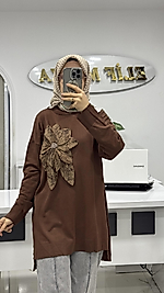GÜL DETAYLI MERSERİZE TUNİK KAHVERENGİ