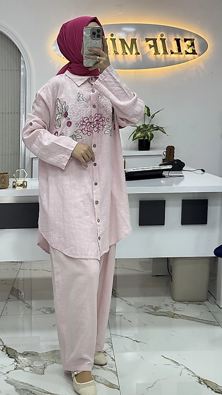 ÇİÇEK İŞLEMELİ KETEN TAKIM pembe