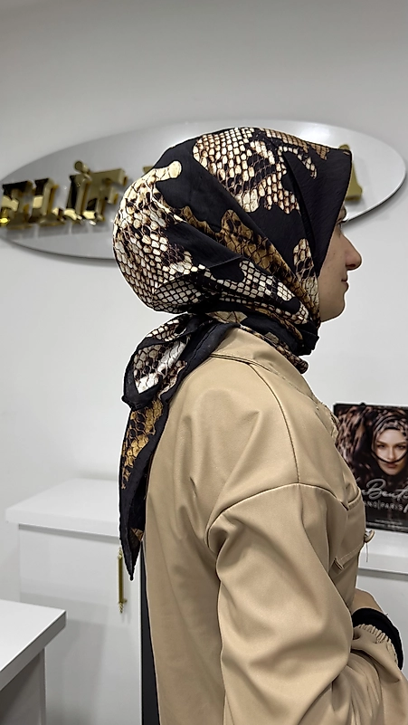 LA BOUTIQUE GÜZ EŞARP