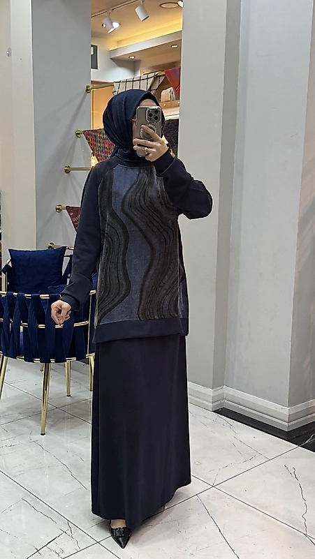 AYŞE AKAY ETEKLİ TAKIM LACİVERT