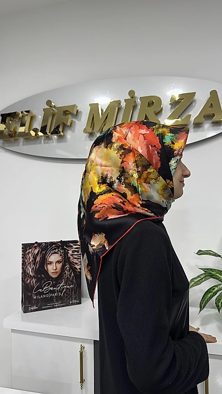 LA BOUTIQUE SURA İPEK EŞARP