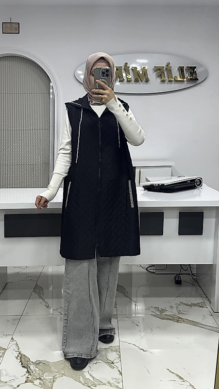 NOSHE KAPİTONE YELEK SİYAH