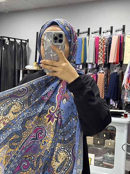 ETNİK DESEN İPEKLİ ŞAL