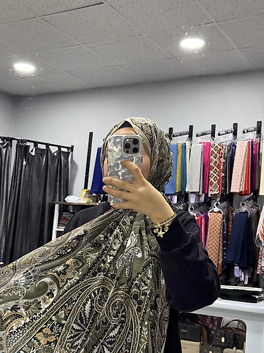 ETNİK DESEN İPEKLİ ŞAL