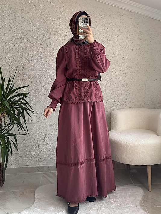 DANTEL DETAYLI ETEKLİ TAKIM